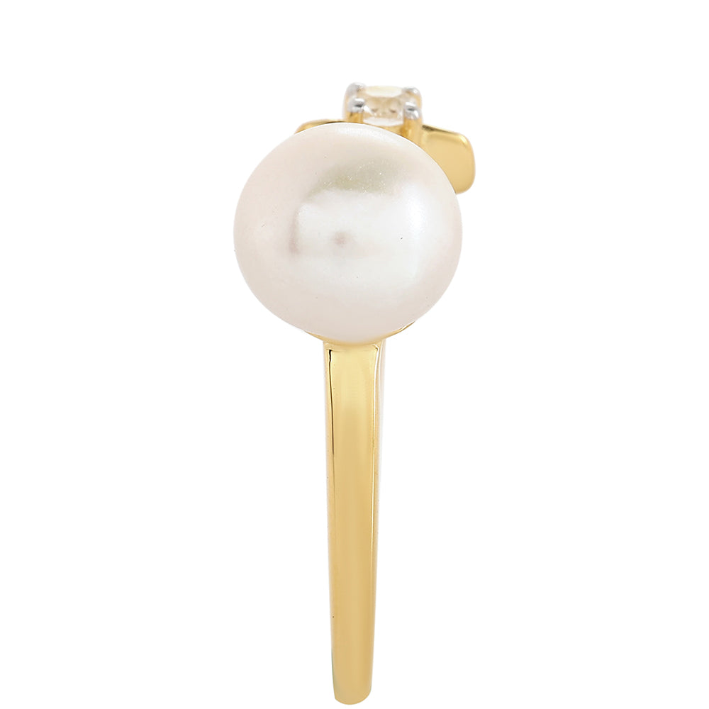 Pozlátený Strieborný Prsteň s Barokovou Sladkovodnou Kultivovanou Perlou a Bielym Topásom