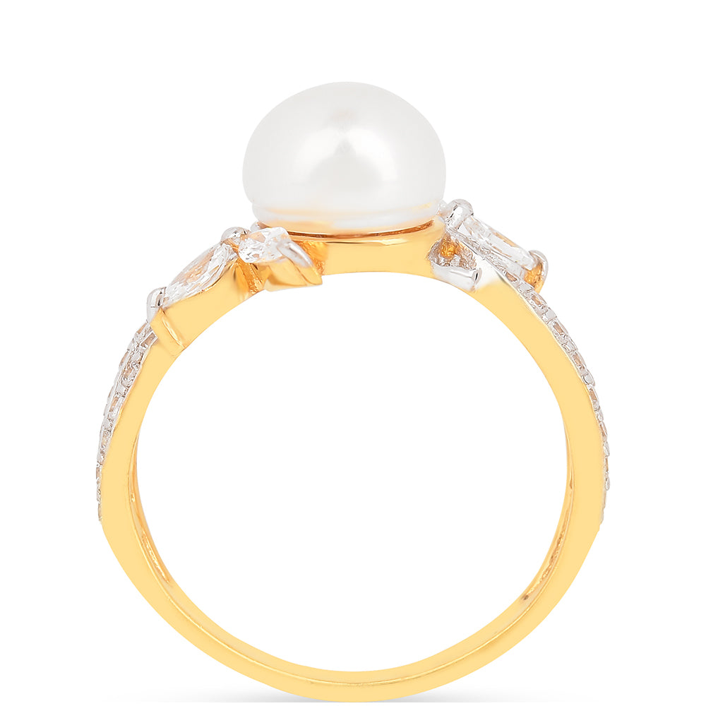 Pozlátený Strieborný Prsteň s S Krémovú Sladkovodnou Perlou a Bielym Zirkónom