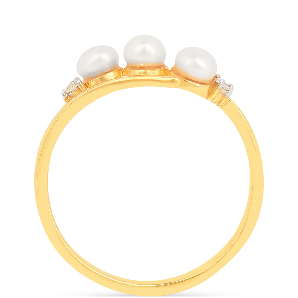 Pozlátený Strieborný Prsteň s S Krémovú Sladkovodnou Perlou a Bielym Zirkónom
