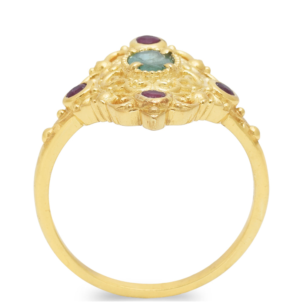 Pozlátený Strieborný Prsteň s Madagaskarským Rubínom a Brazílskym Smaragdom