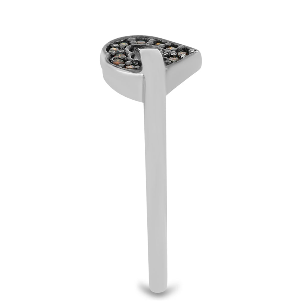 Strieborný Prsteň s Červeným Diamantom