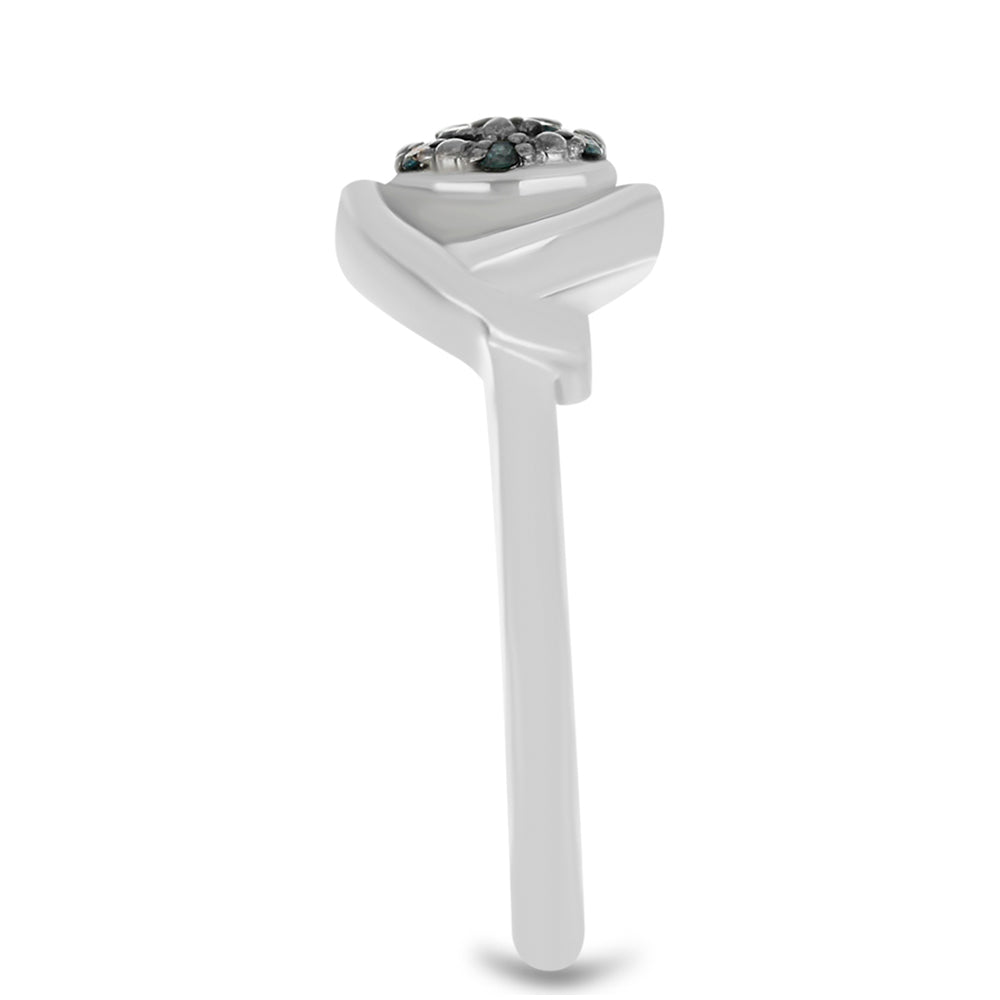 Strieborný Prsteň s Modrým Diamantom