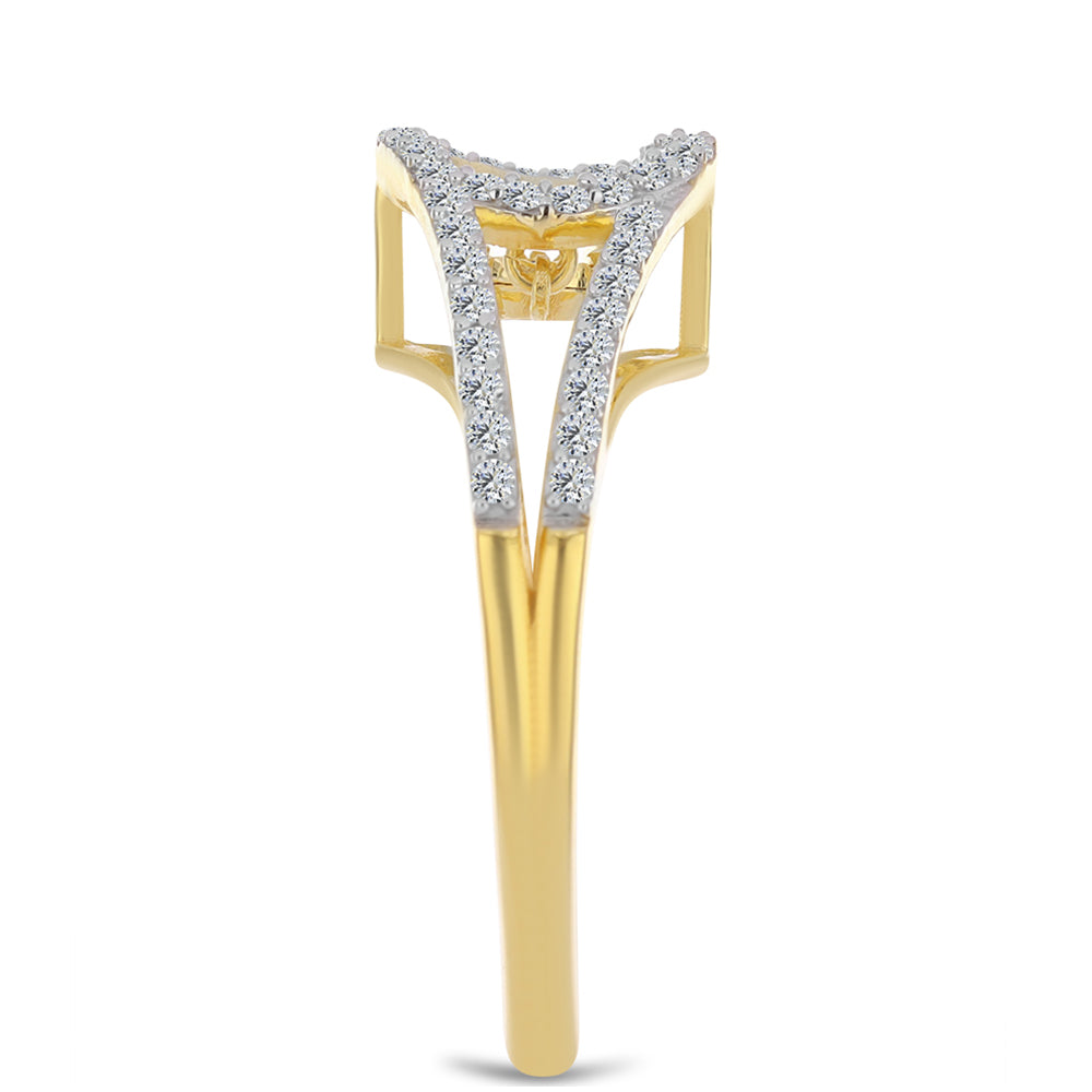 Pozlátený Strieborný Prsteň s Koňakovým Diamantom a Bielym Topásom