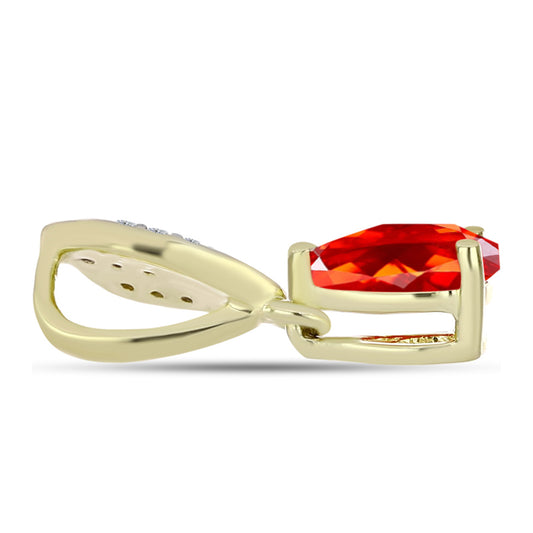 Pozlátený Strieborný Prívesok s Etiópskym Ohnivým Opálom z Lega Dembi a Bielym Topásom