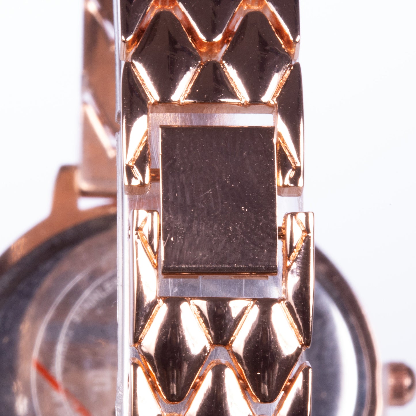 Módne Náramkové Hodinky v Zlatej Farbe