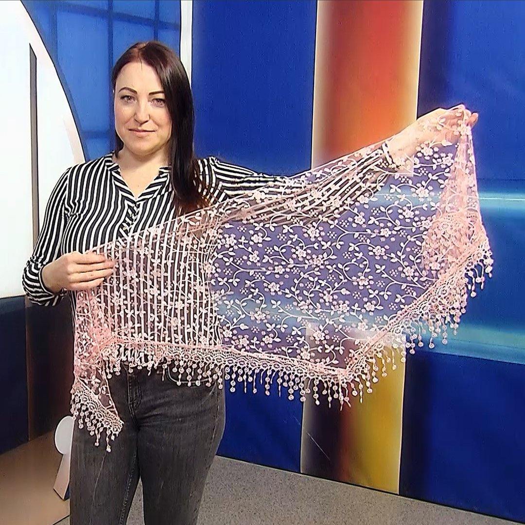 Trojuholníkový Šál-šatka s Trblietavým kvetinovým vzorom, 45 cm x 45 cm x 170 cm, Broskyňová farba - KlenotTV.sk