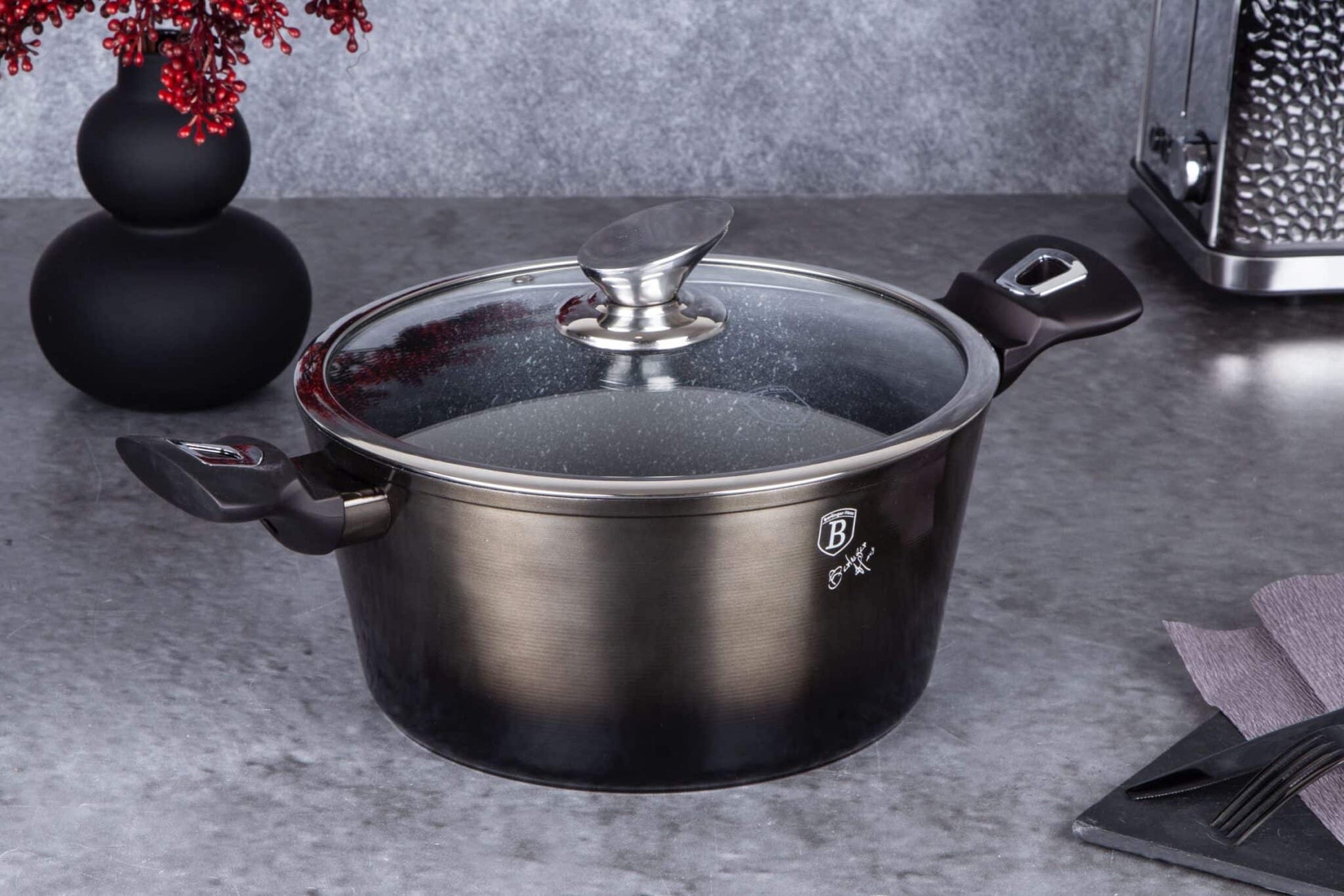 Berlinger Haus Metallic Line Shiny Black Edition kastról s pokrievkou (6,1 l) 6 