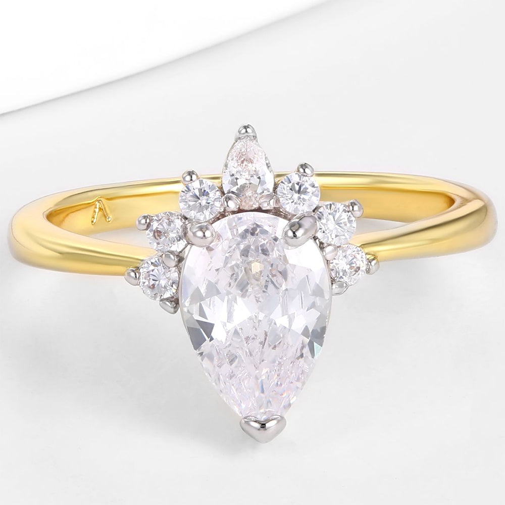 Pozlátený Zliatinový Prsteň s Bielym Emporia® Krištáľom 1 