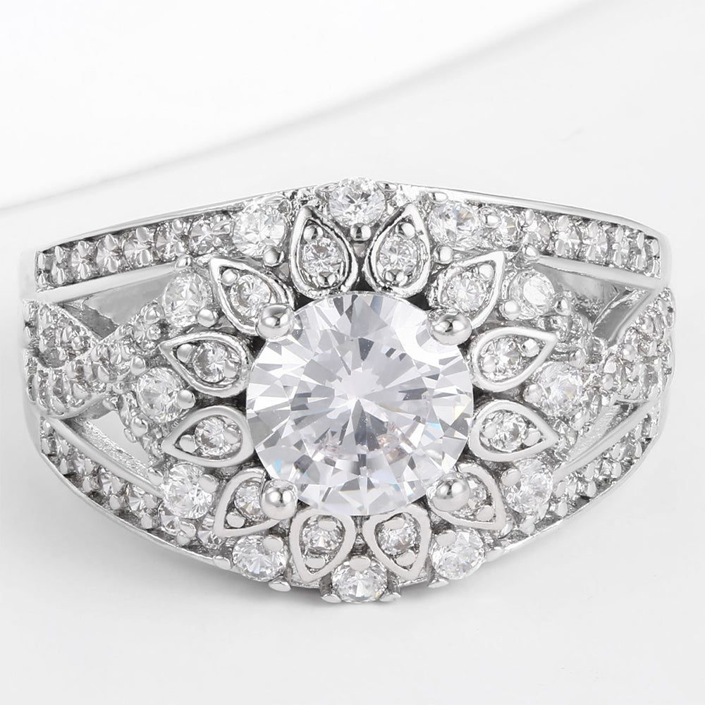 Pozlátený Zliatinový Prsteň s Bielym Emporia® Krištáľom 1 