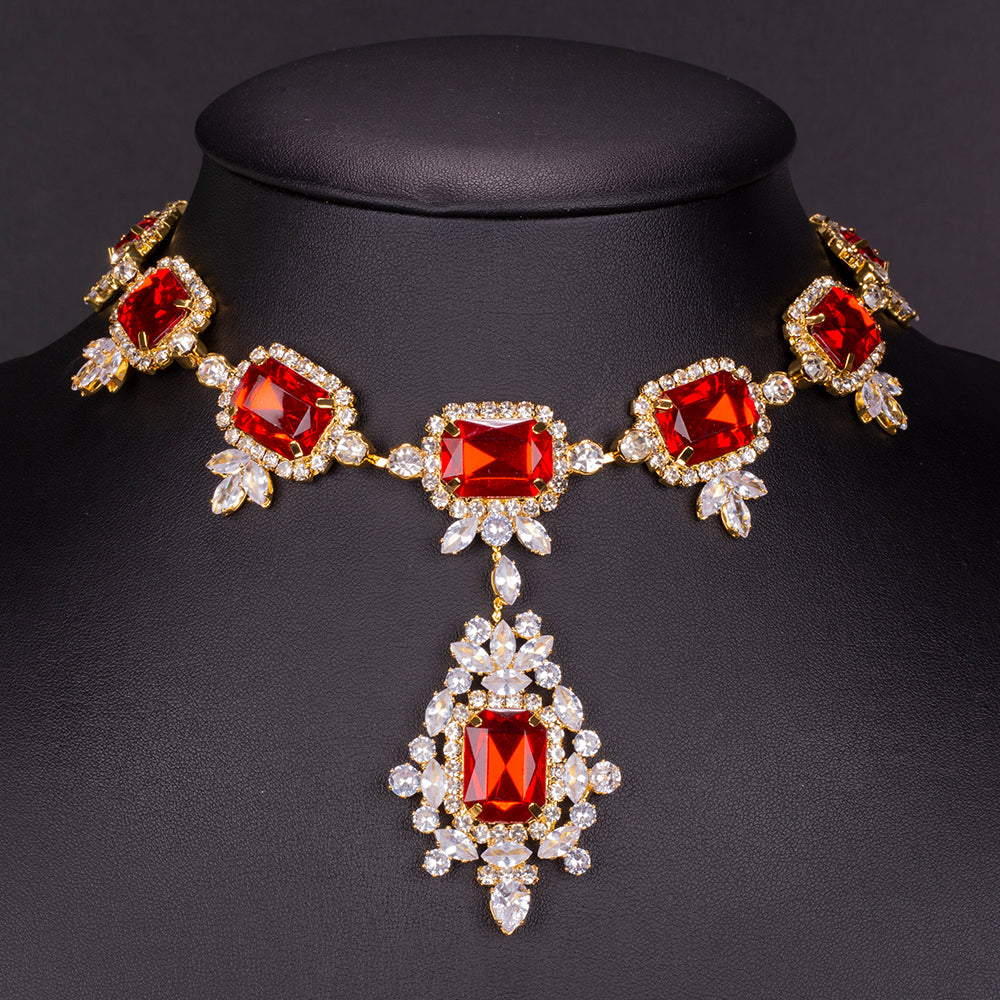 Pozlátené Zliatinové Sada s Červeným Emporia® Krištáľom a Bielym Emporia® Krištáľom ( Náhrdelník+Náušnice ) 4 