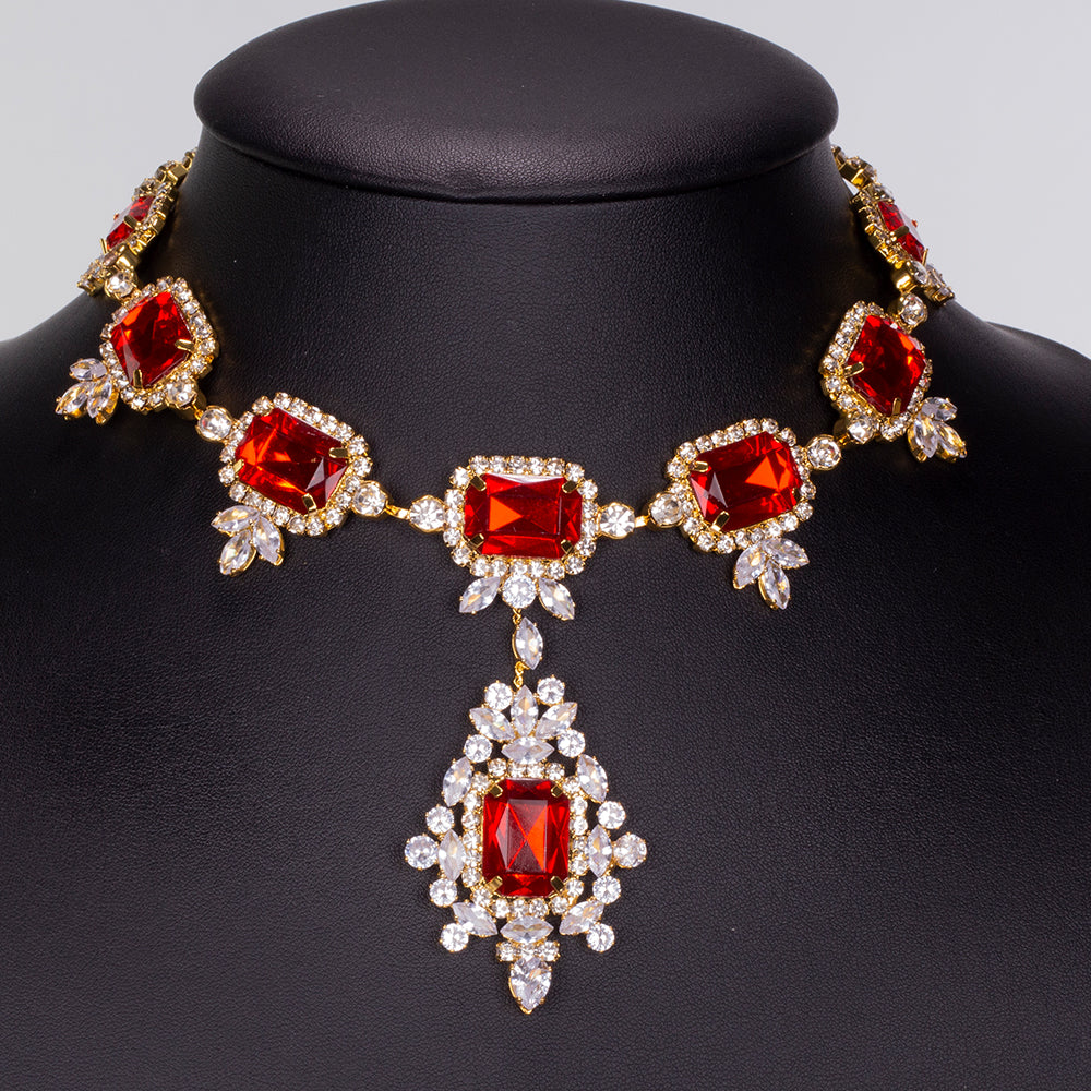 Pozlátené Zliatinové Sada s Červeným Emporia® Krištáľom a Bielym Emporia® Krištáľom ( Náhrdelník+Náušnice )