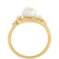 Pozlátený Strieborný Prsteň s Barokovou Sladkovodnou Kultivovanou Perlou a Bielym Topásom
