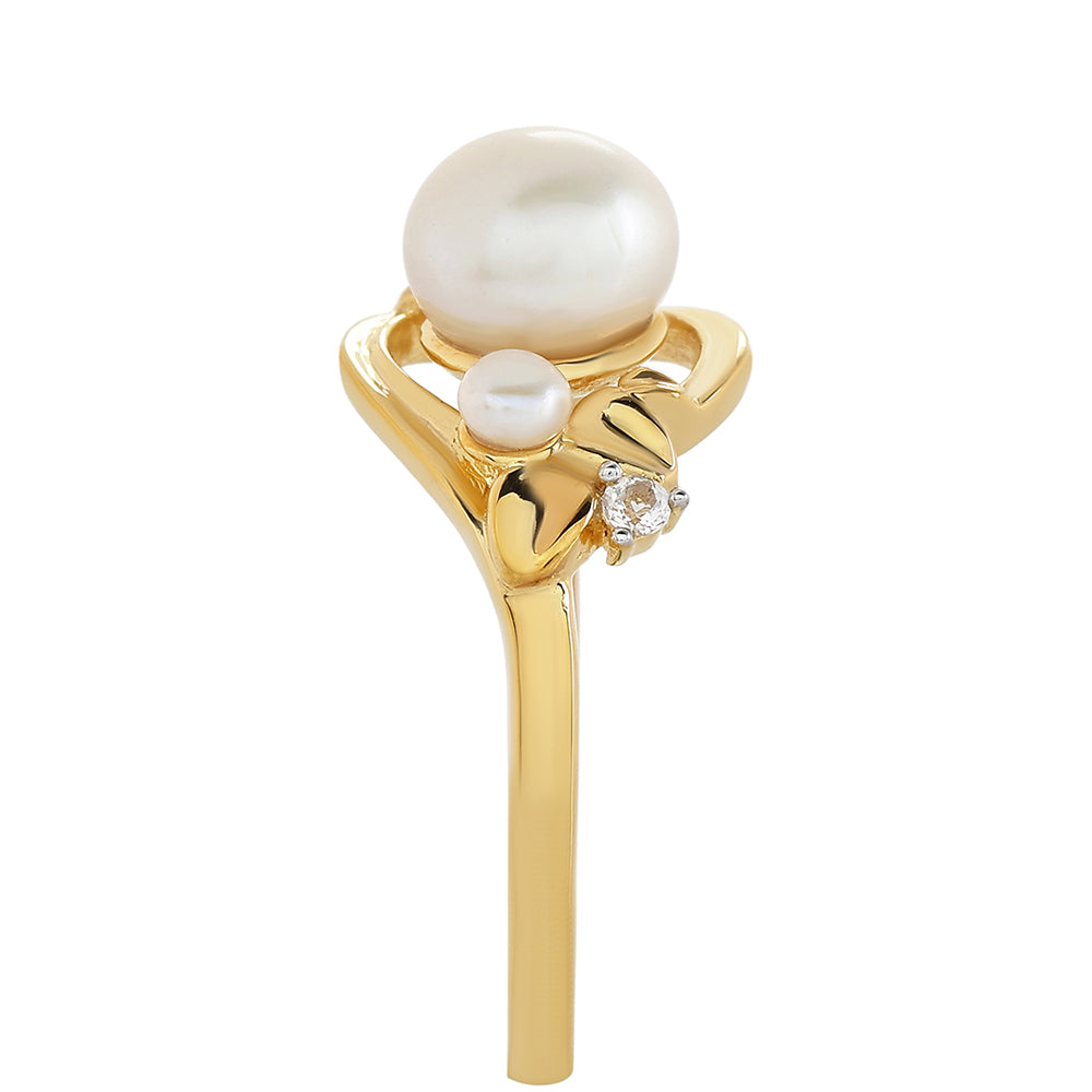 Pozlátený Strieborný Prsteň s Barokovou Sladkovodnou Kultivovanou Perlou a Bielym Topásom