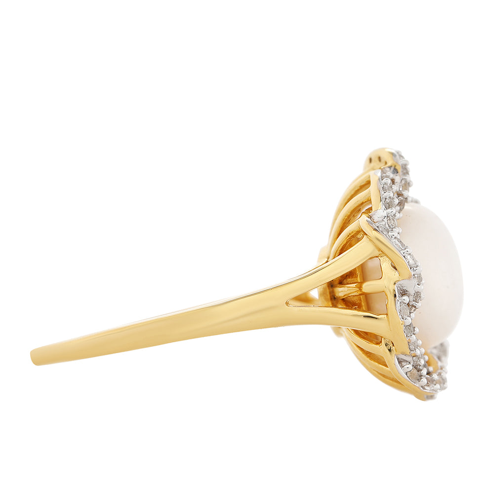 Pozlátený Strieborný Prsteň s Barokovou Sladkovodnou Kultivovanou Perlou a Bielym Topásom