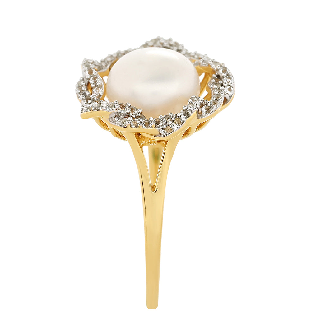 Pozlátený Strieborný Prsteň s Barokovou Sladkovodnou Kultivovanou Perlou a Bielym Topásom