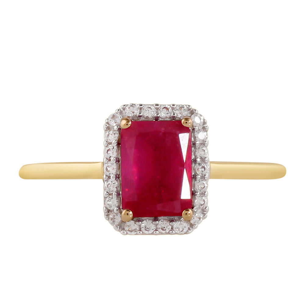 Pozlátený Strieborný Prsteň s Thajským Rubínom a Bielym Topásom