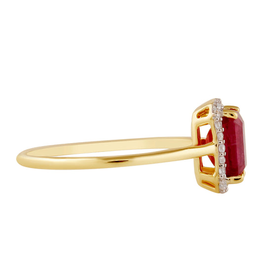Pozlátený Strieborný Prsteň s Thajským Rubínom a Bielym Topásom