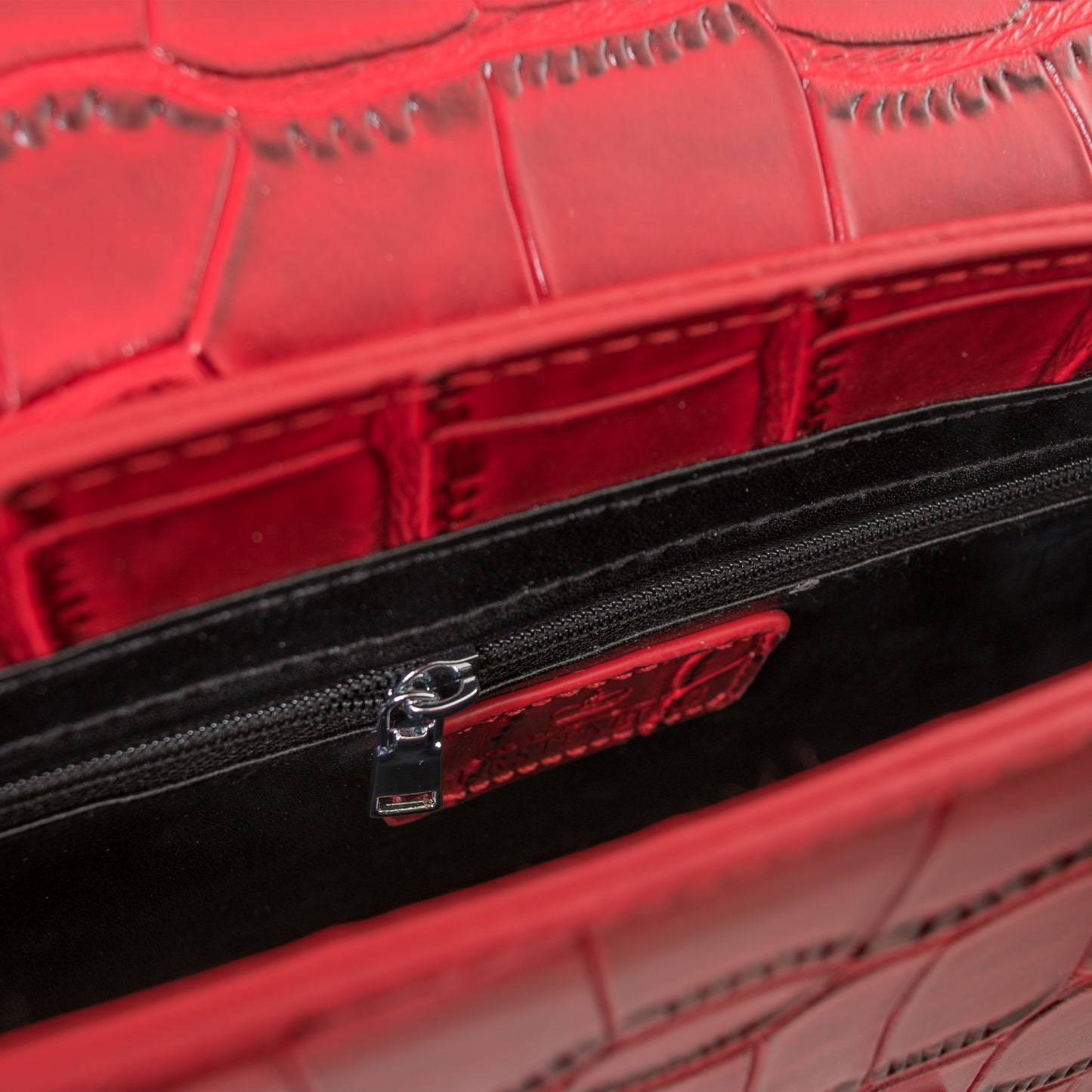 Dámska značková kabelka cez rameno Egon von Furstenberg