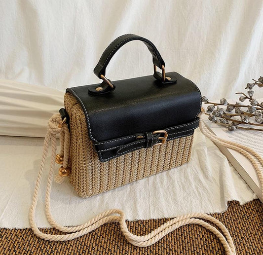 Dámska Pletená Kabelka s Čiernou Eko-Kožou