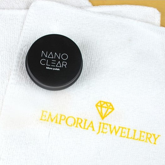 Nano Clear Čistiaci, Leštiaci a Škrabance Odstraňujúci Krém na Šperky a Hodinky, 30 ml + 3 ks Čistiacich Handričiek z Mikrovlákna ako DARČEK